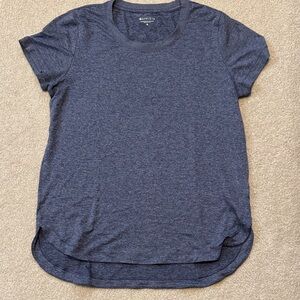 Athleta Uptempo tee Navy Heather